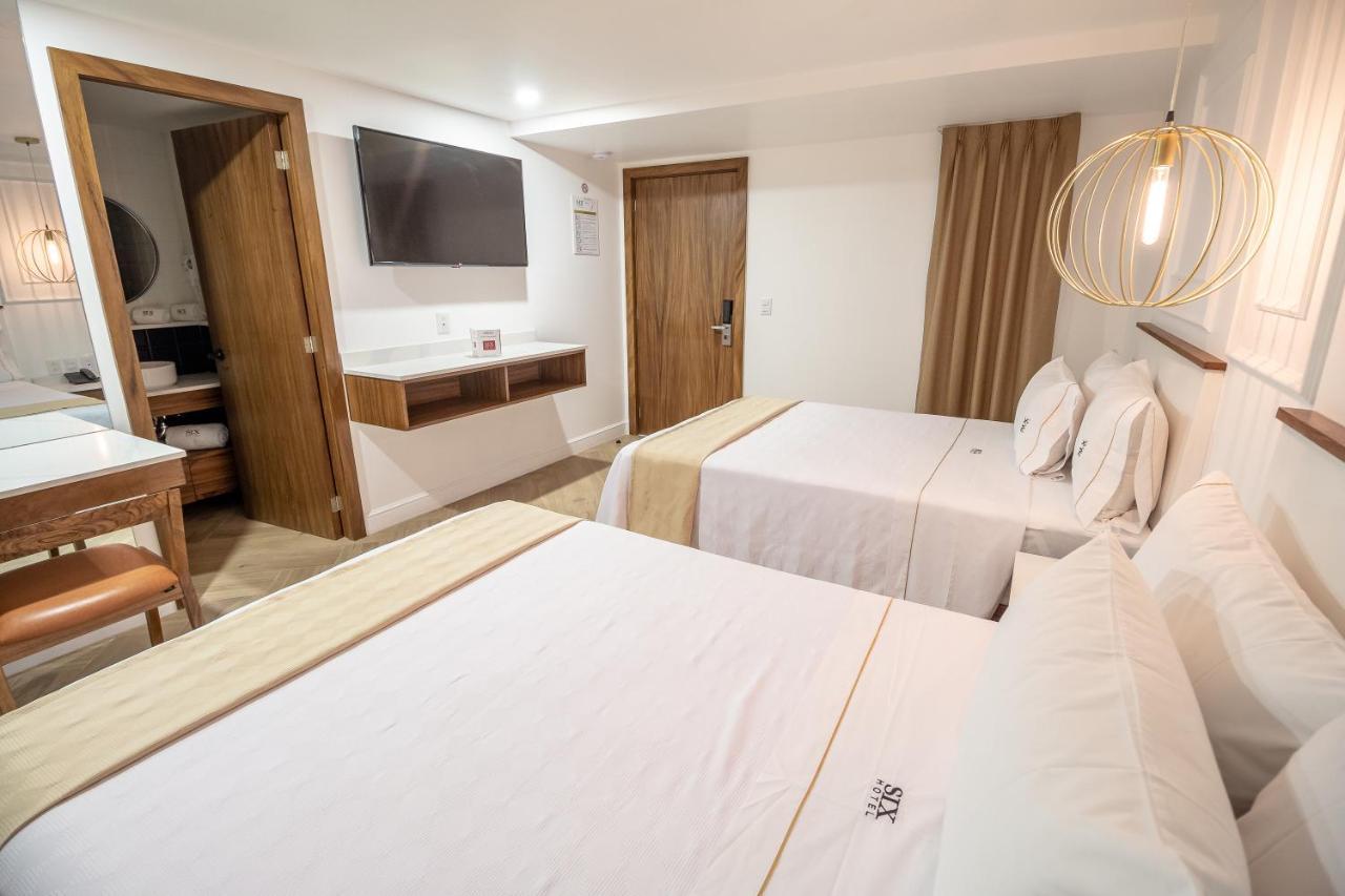 Six Hotel Guadalajara Degollado מראה חיצוני תמונה