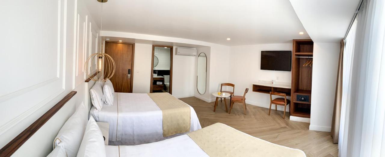Six Hotel Guadalajara Degollado מראה חיצוני תמונה