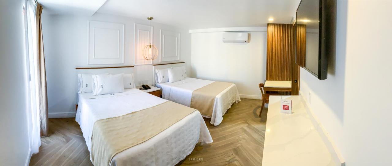 Six Hotel Guadalajara Degollado מראה חיצוני תמונה