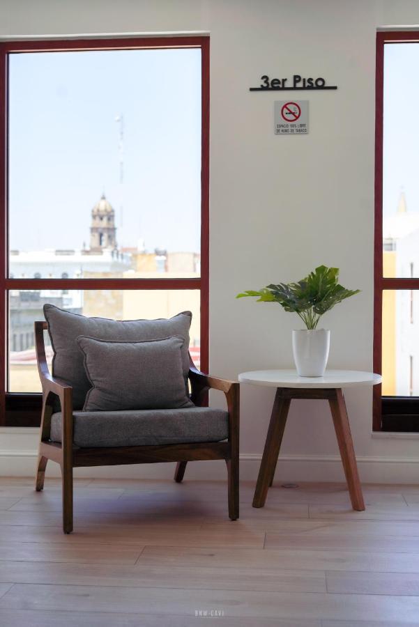Six Hotel Guadalajara Degollado מראה חיצוני תמונה