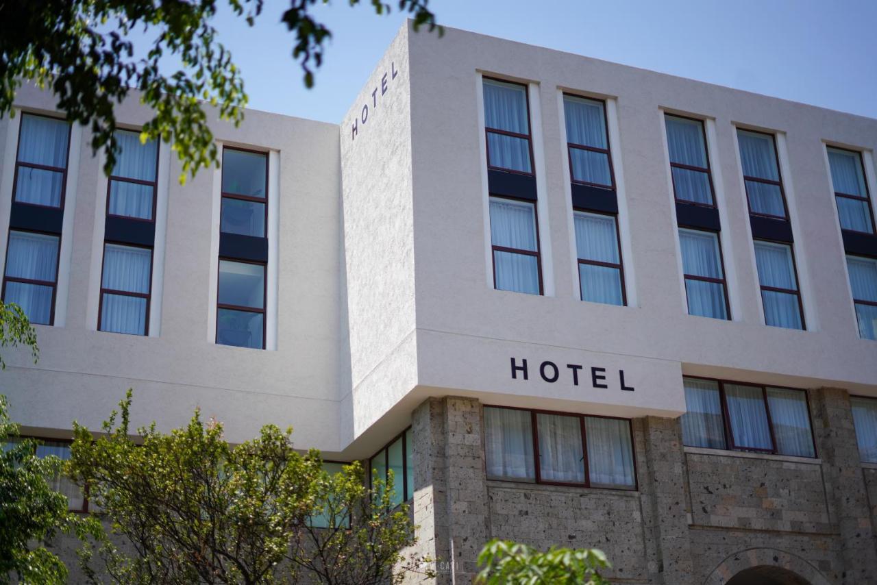 Six Hotel Guadalajara Degollado מראה חיצוני תמונה